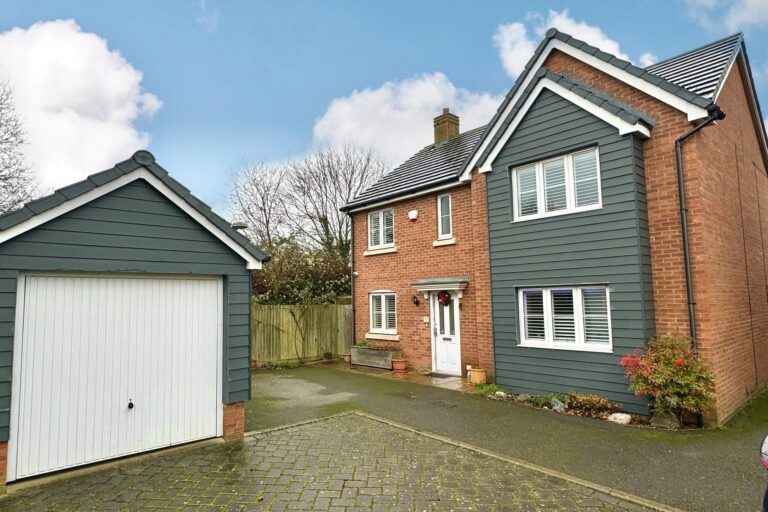 Saffron Crescent, Sawbridgeworth