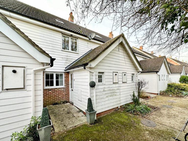 2 St Michaels Mews Chelmsford Road, Leaden Roding, Dunmow, CM6 1QZ Image