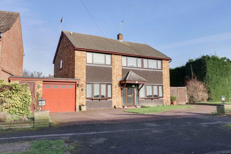 28 Cox Ley, Hatfield Heath, Bishop's Stortford, Essex, CM22 7ER Image